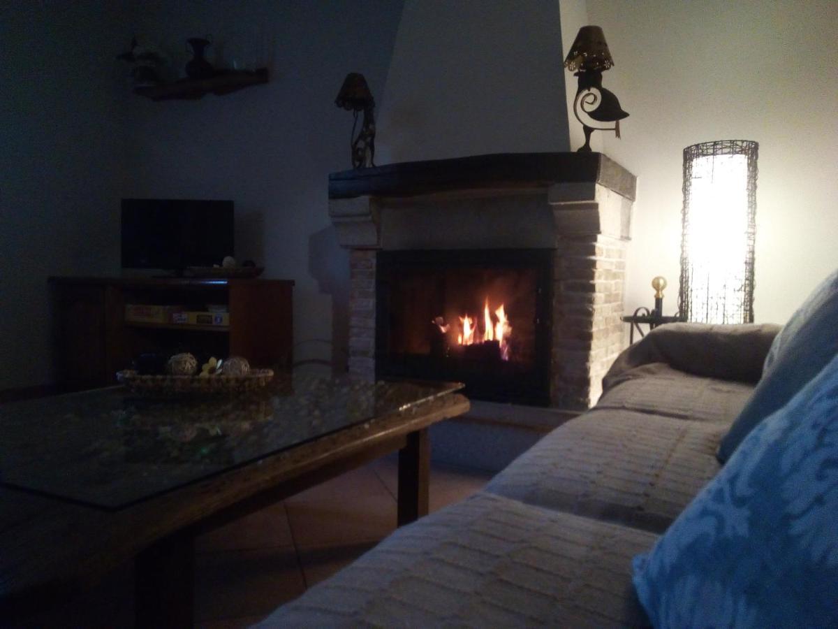 La Simona Casa Rural Perales del Puerto Bagian luar foto