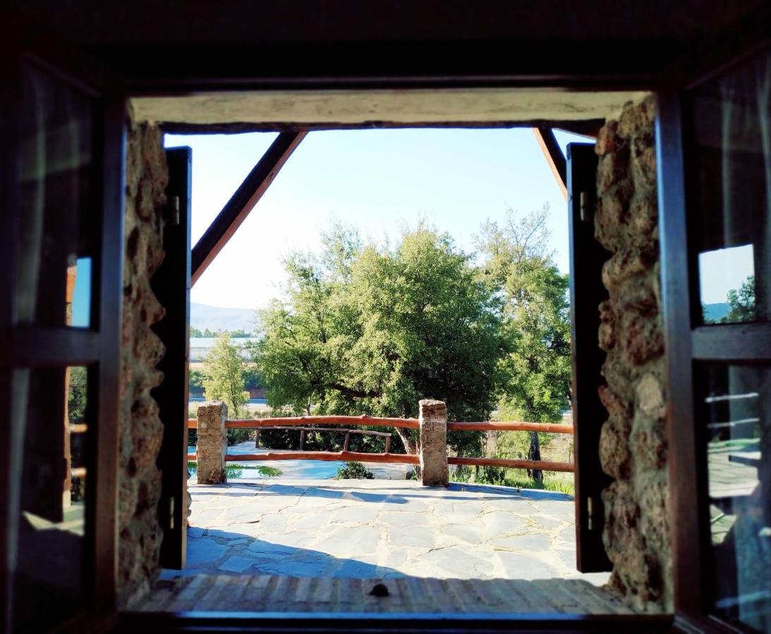 La Simona Casa Rural Perales del Puerto Bagian luar foto